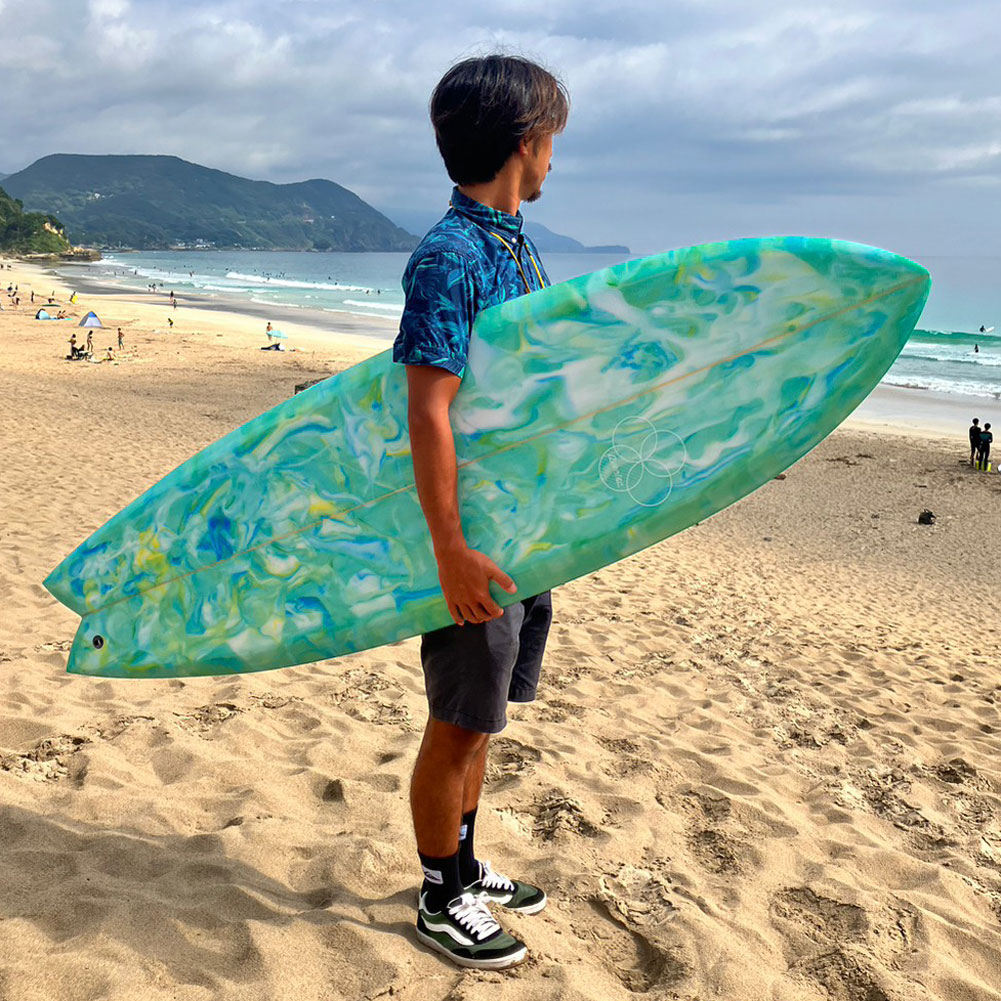 サーフボード ショートボード 5'8 クウォーター フラットツイン