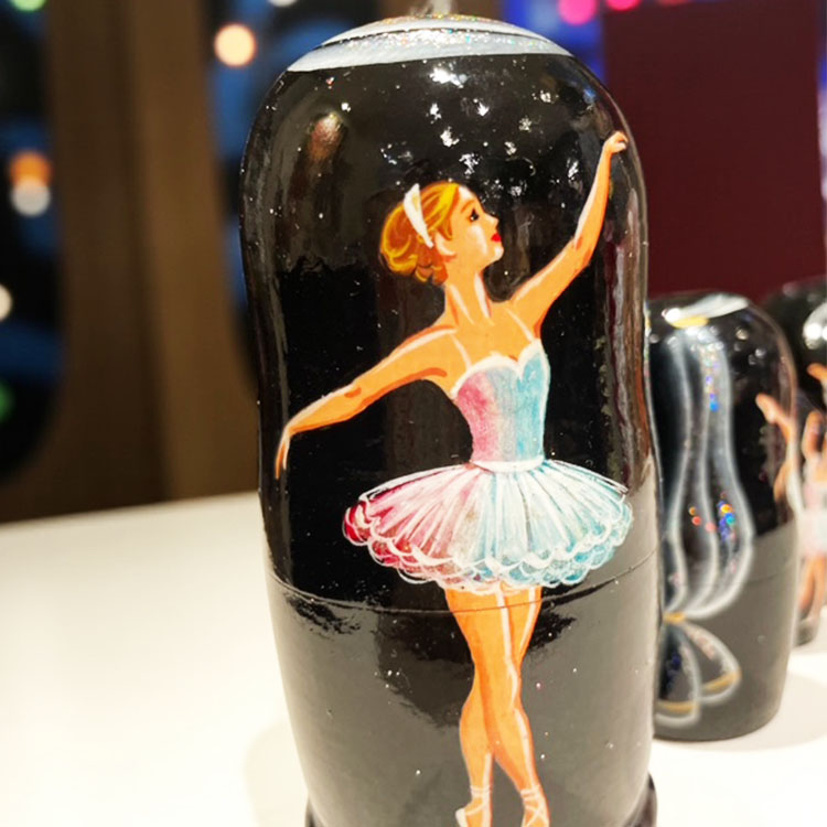 ロシア雑貨店マリンカ / サンクトペテルブルグ産 バレエマトリョーシカ