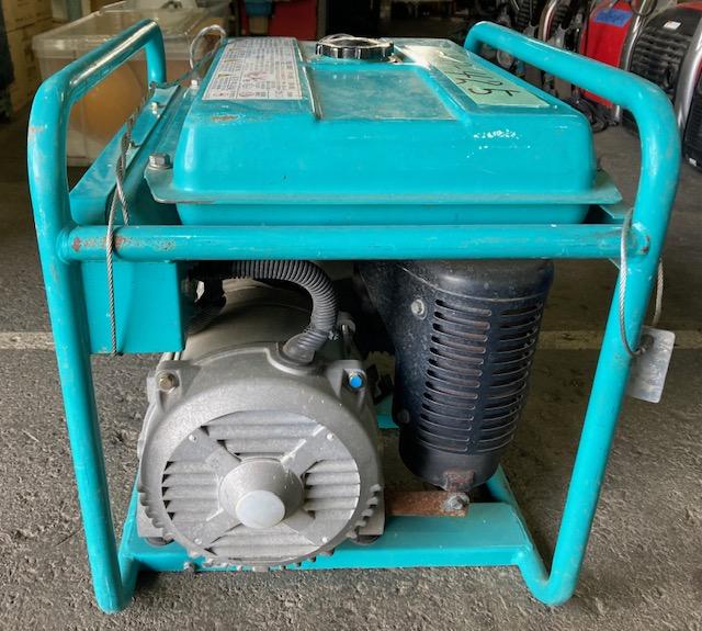 新着】デンヨー製 ニューパワー2600U2 発電機 / 原商中古市場