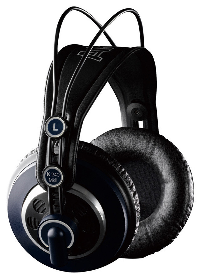 野村ケンジ氏がAKGプロフェッショナル・ヘッドホン-Y3モデル全12機種を