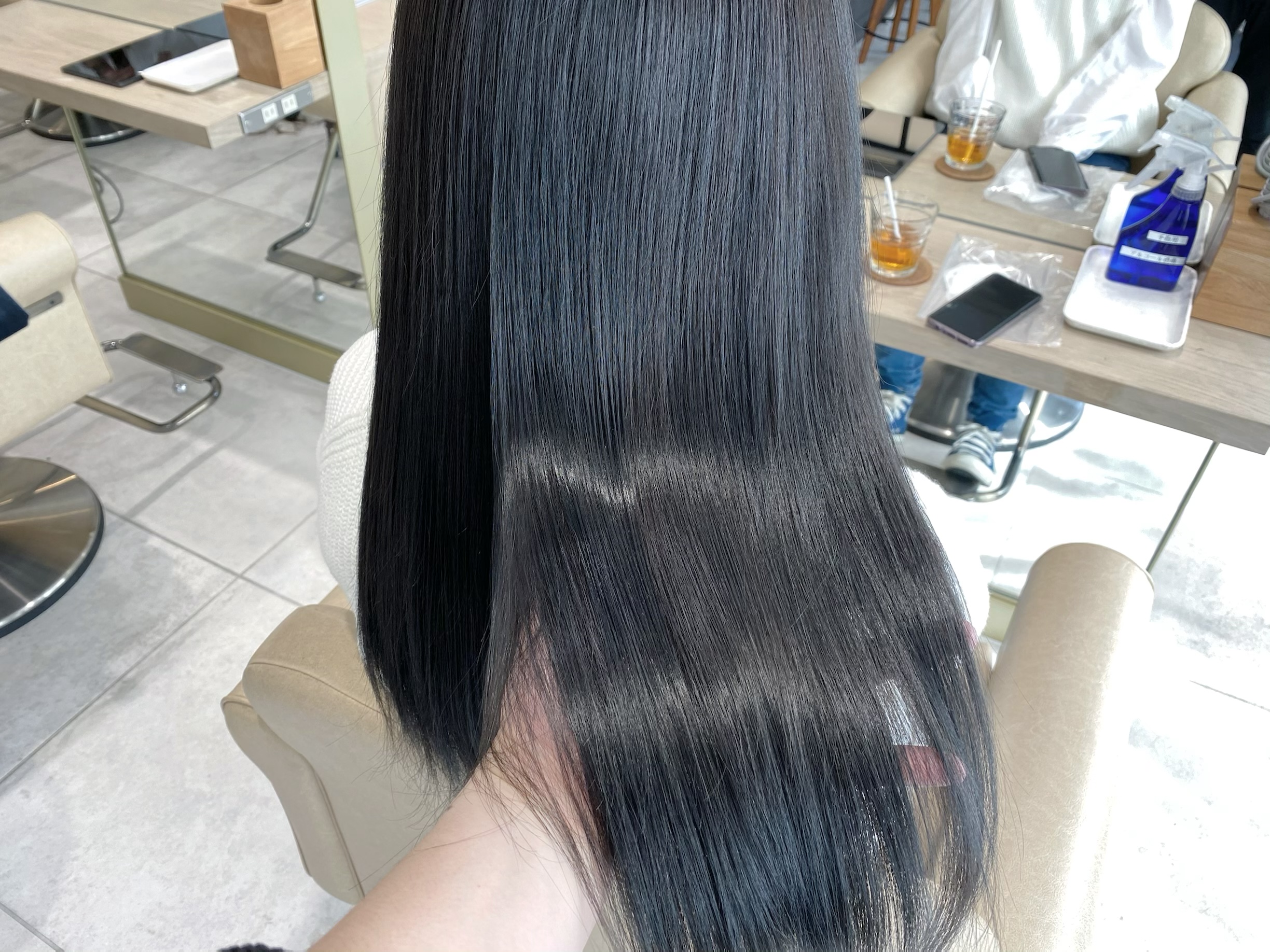 黒染めしないで黒髪に見せるダークアッシュグレーカラー！ – Masumi