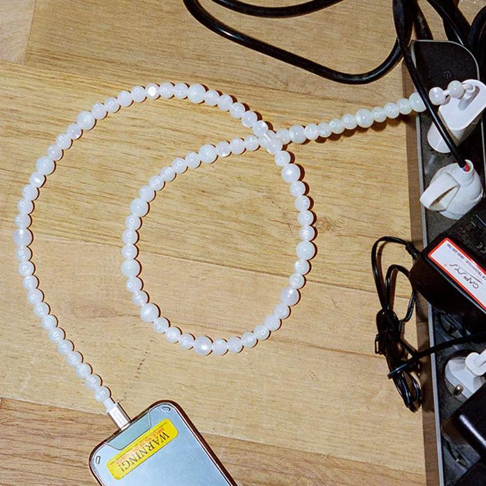 Supreme × BLESS mophie / シュプリーム × ブレスモーフィー チャージ