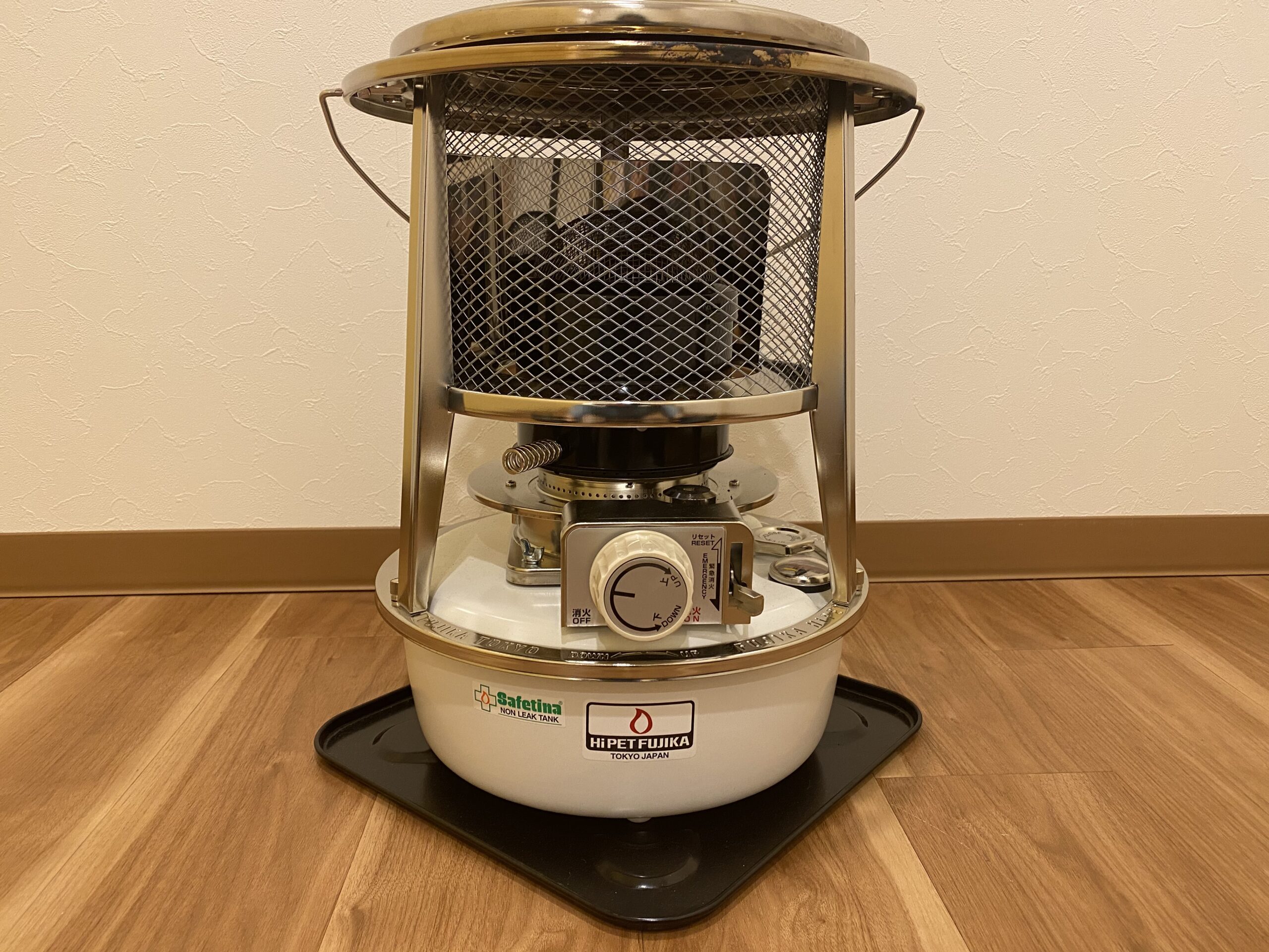 13ヵ月待ち！？人気の石油ストーブ『フジカ・ハイペット』がついに