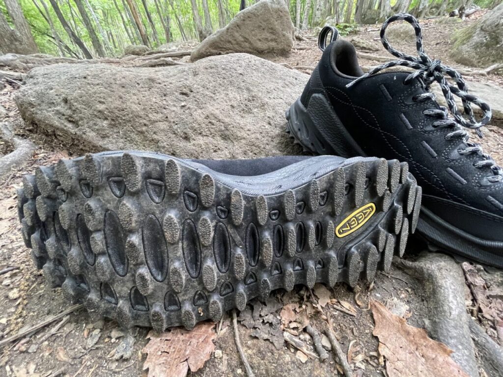 KEEN新作ジャスパーザイオニックレビュー！繊細なレザーと高機能ミッド