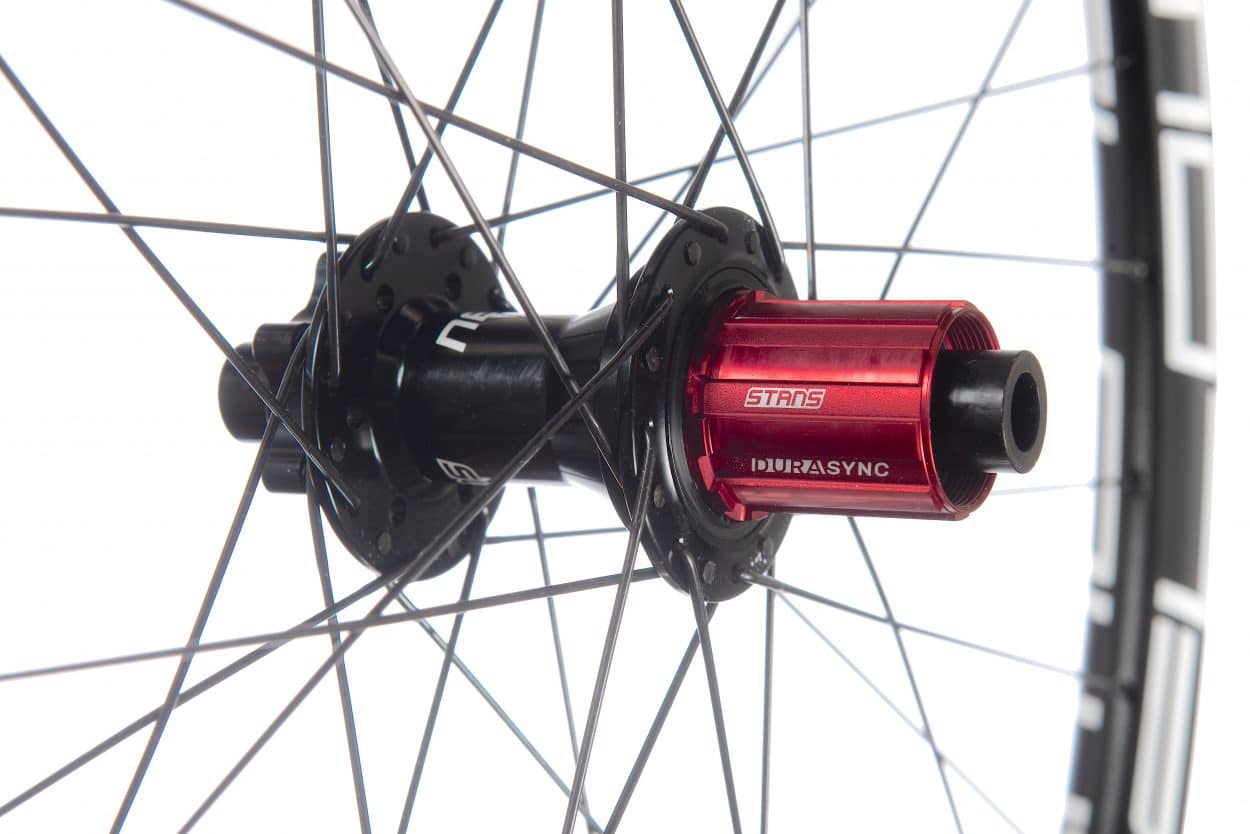 New Product Discovery: Stan's NoTubes Flow EX3 Rims and Wheelsets