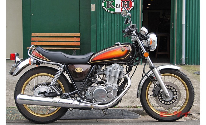 K&HからヤマハSR400用カスタムシート4種が登場 | モーサイ