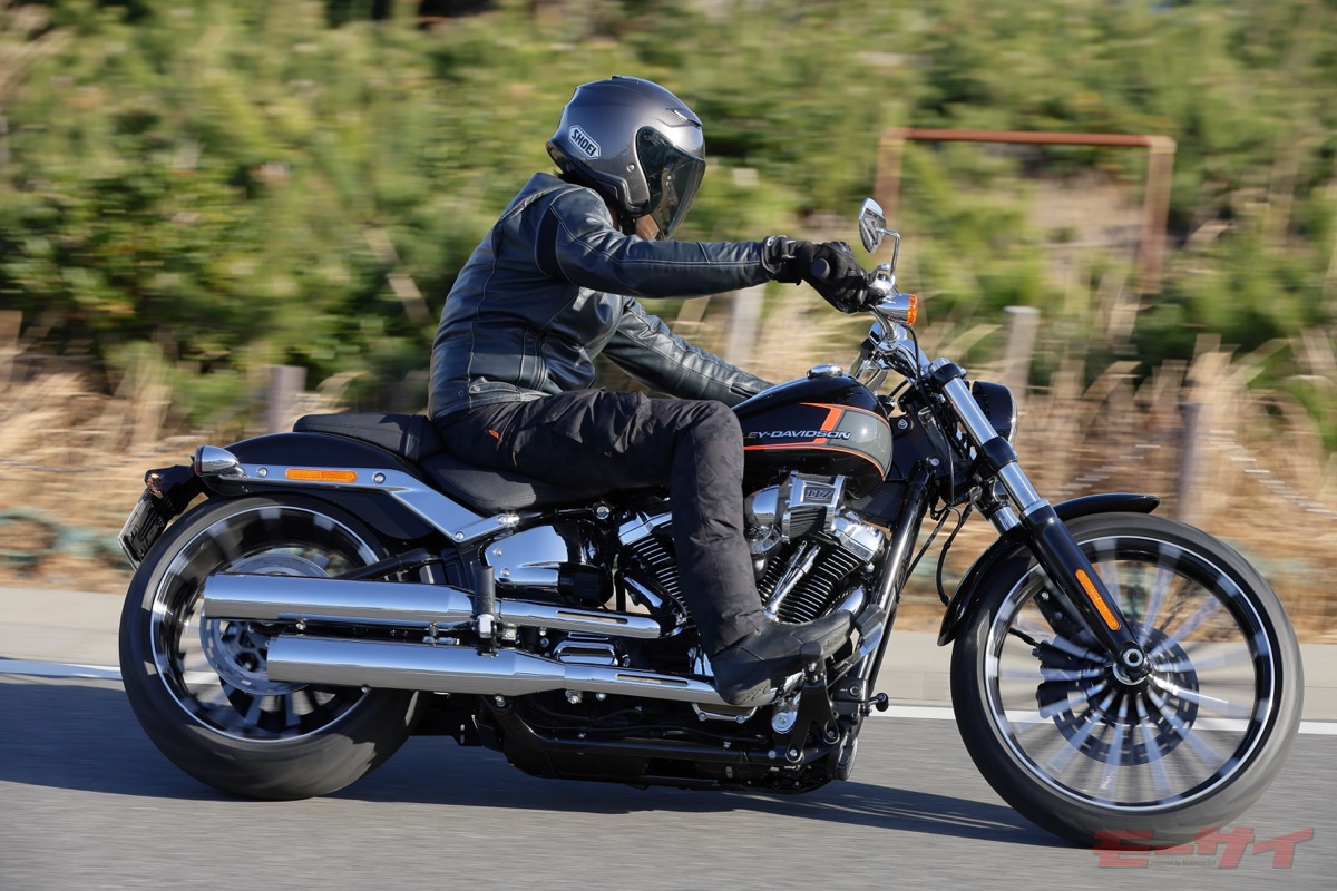 ハーレーダビッドソンの2023年型ブレイクアウト117試乗！ 1923cc空冷V