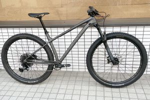 弊店在庫バイクのご紹介。2022SPECIALIZED FUSE COMP29 | 1989年創業の