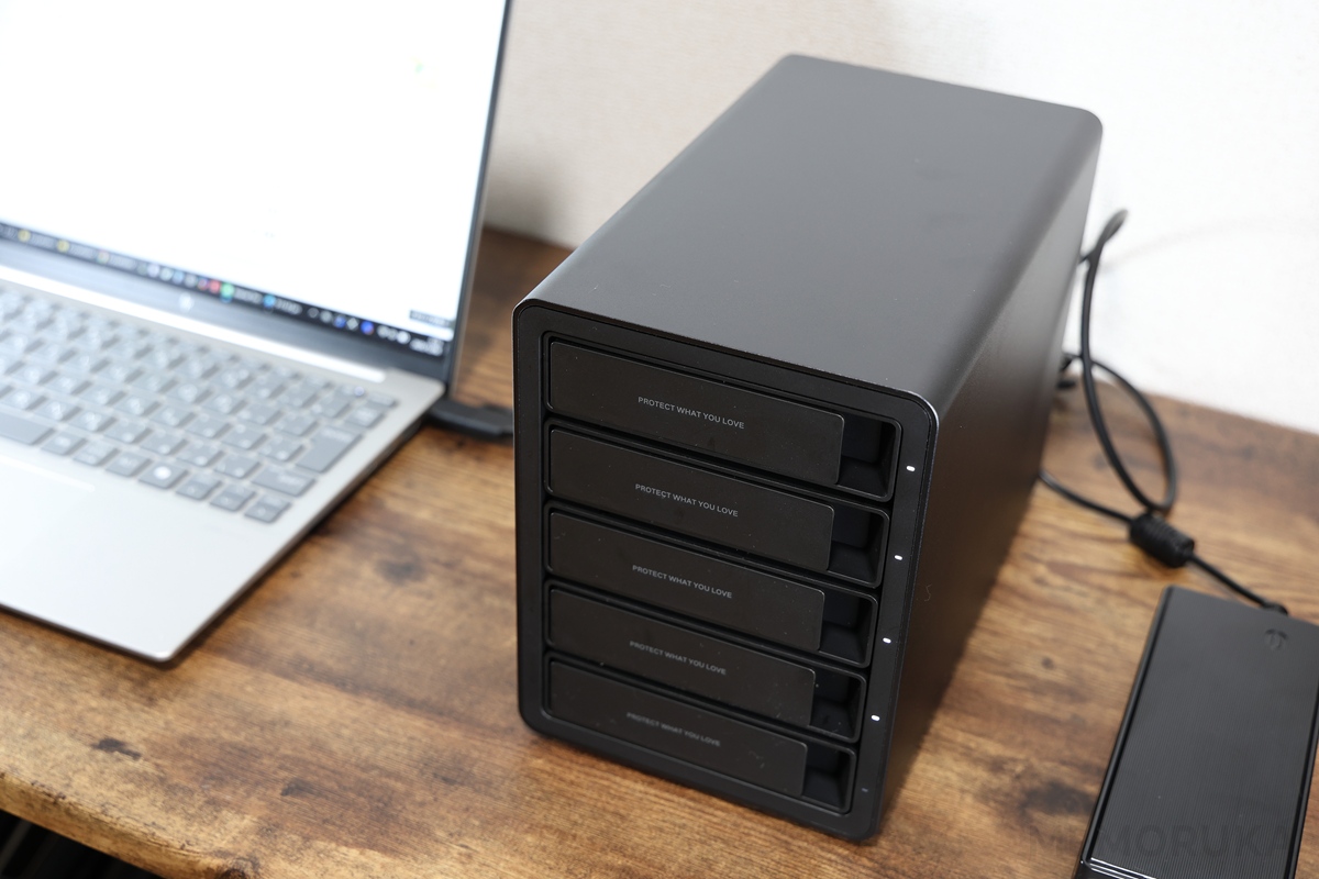 レビュー】UGREEN 3.5インチ HDDケース 5Bay｜取り付け簡単・大容量