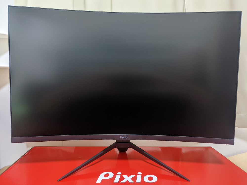 Pixio PXC325のレビュー！31.5インチ湾曲パネル+165Hzのゲーミング