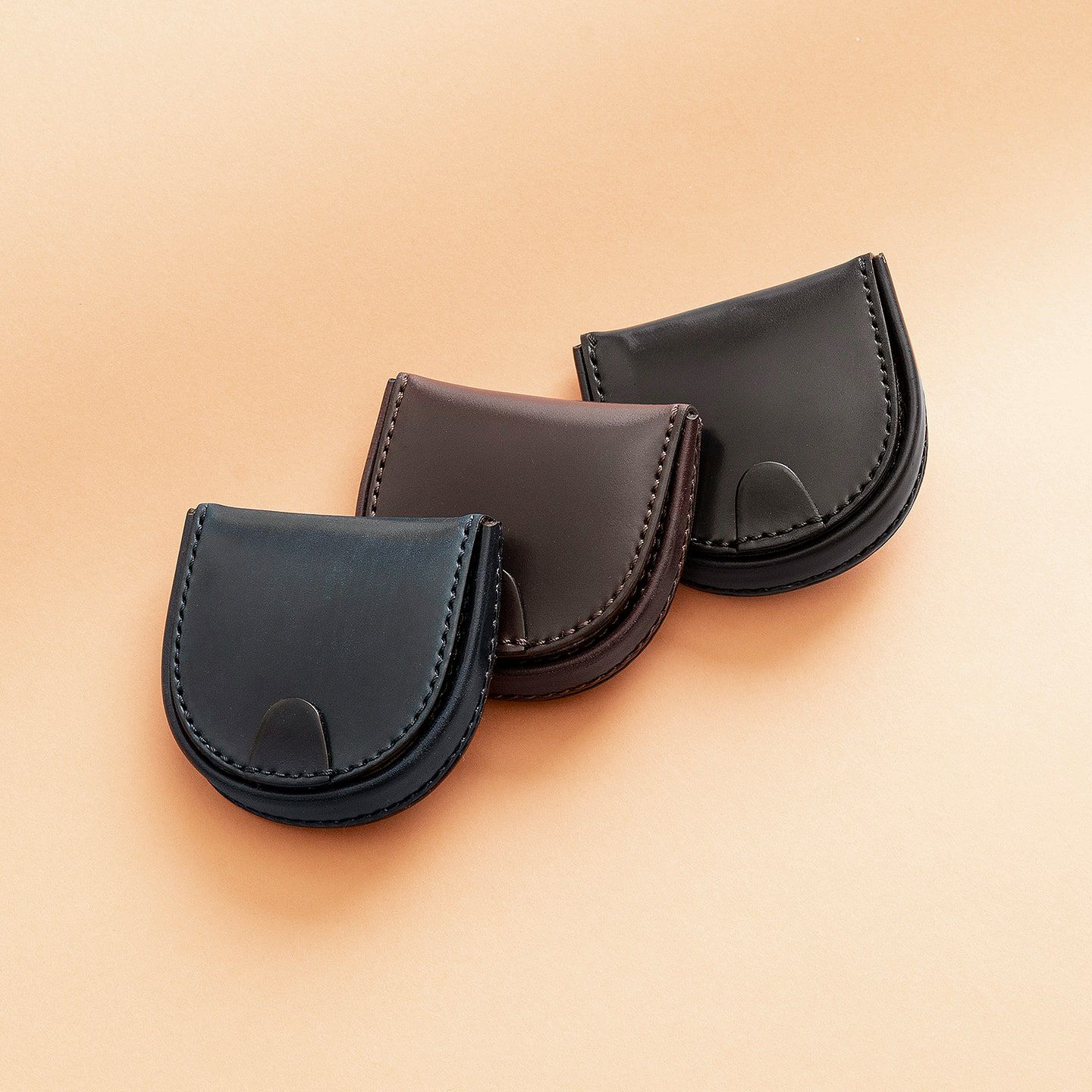 ホーウィン シェルコードバン 馬蹄型小銭入れ | 大人のバッグ・財布