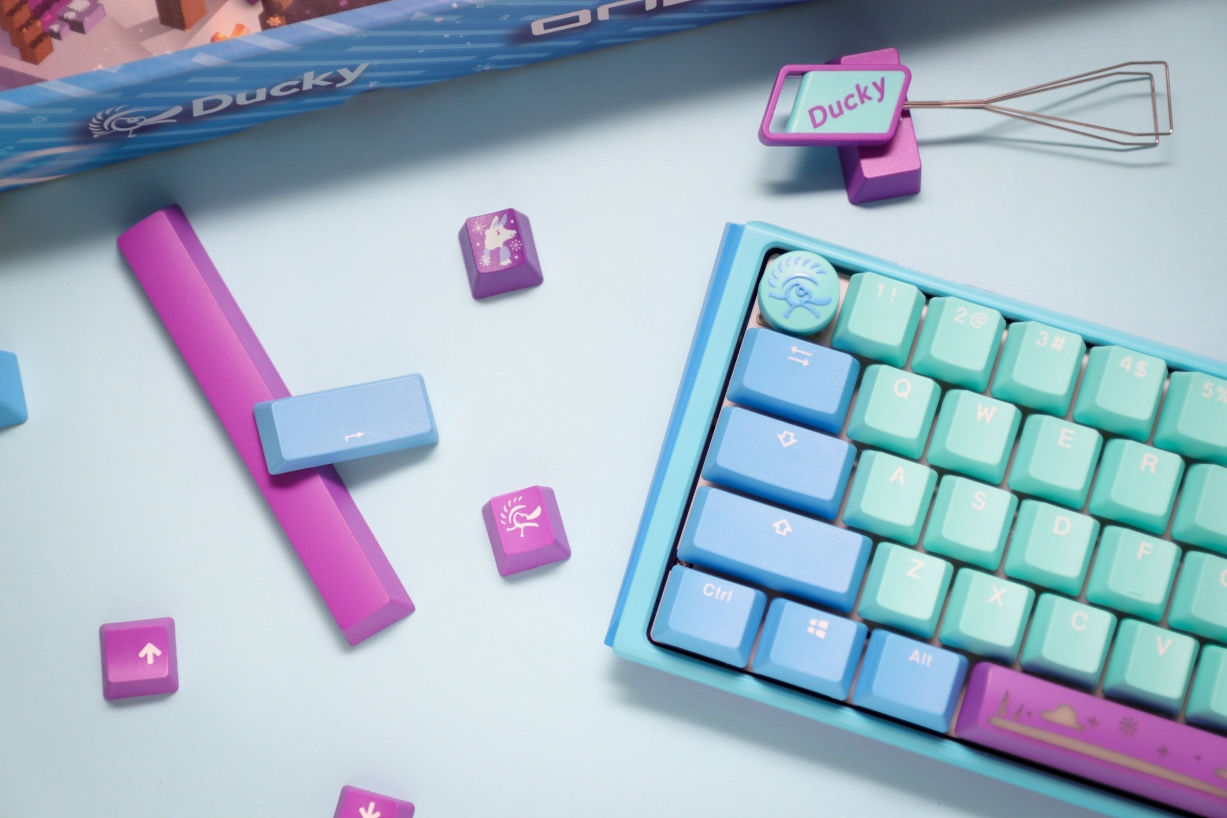 Ducky x MK One 3 SF Frozen Llama 65% Hotswap RGB Limited Edition Mecha