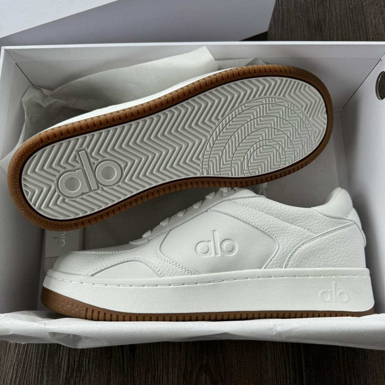 Alo Recovery Mode Sneaker Size 9.5 men (new) | Depop