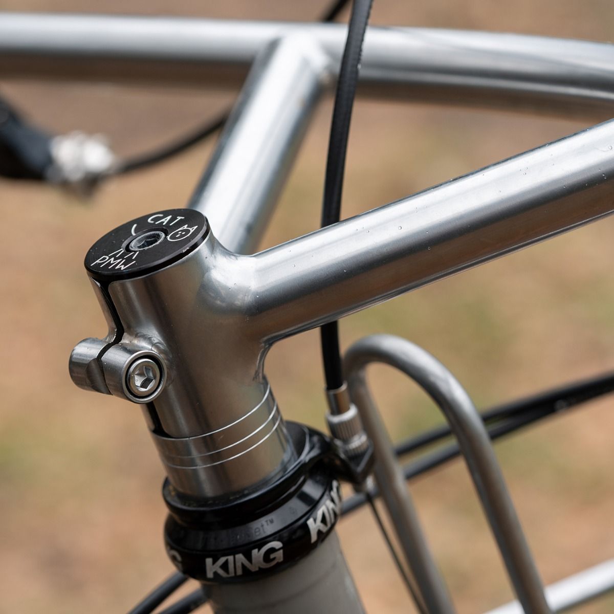 The Fairweather Bullmoose Bar Now Comes in a 750 mm Wide B923