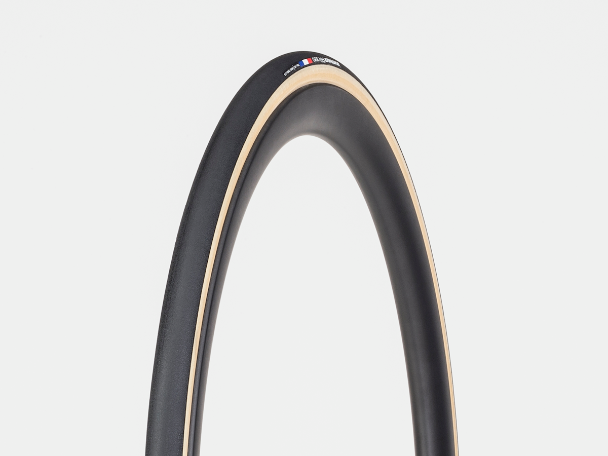 Bontrager R4 320 Handmade Clincher Road Tire - Trek Bikes