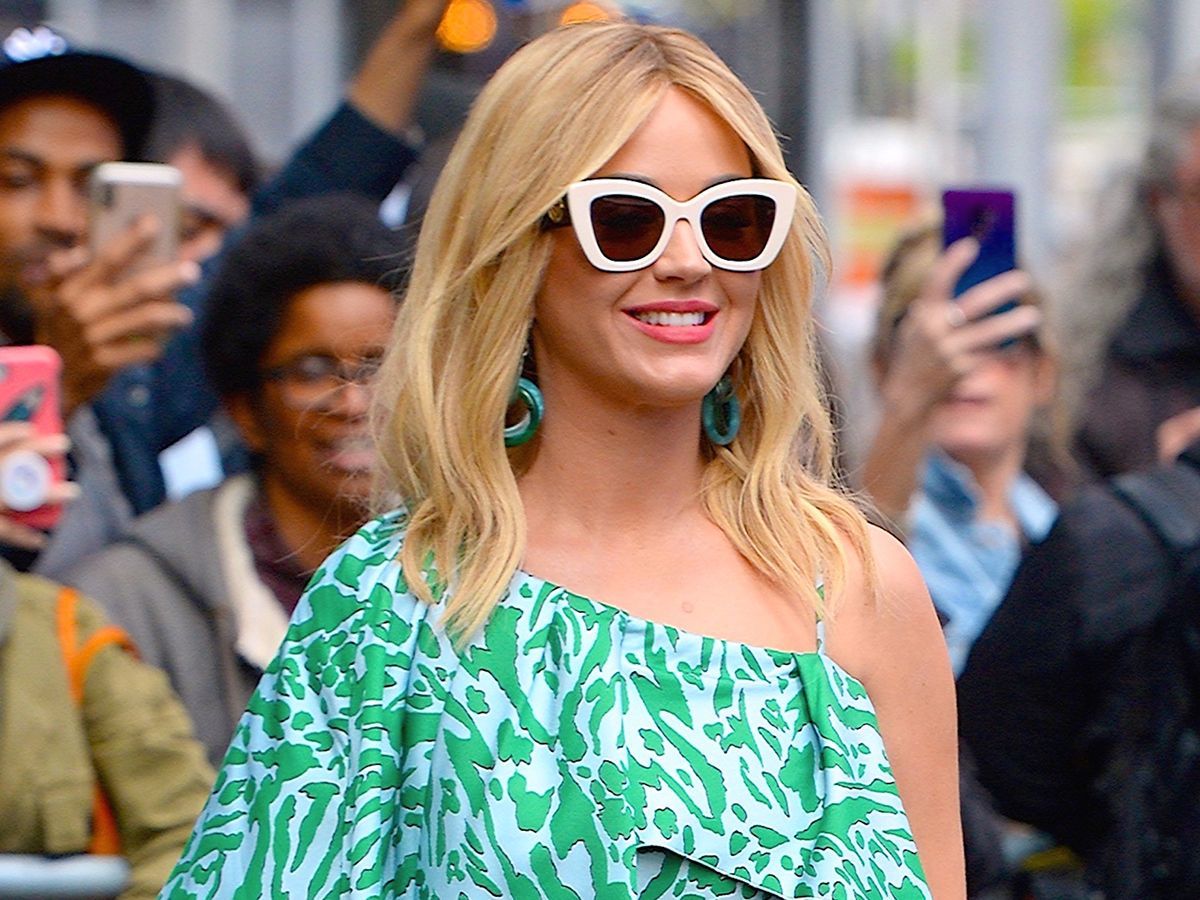 セレブ×サングラス、夏の新法則2019。 | Vogue Japan