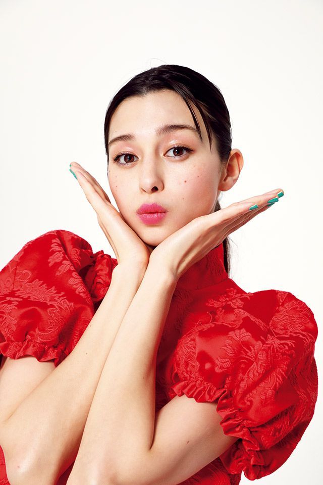 面白くて美しい──。中条あやみが語る「面白くありたいわけ