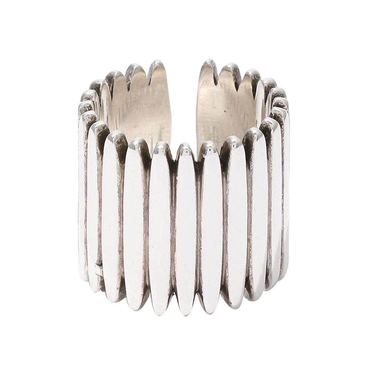 夏の白Tに映えるステイトメントなシルバージュエリー10。【2019年春夏