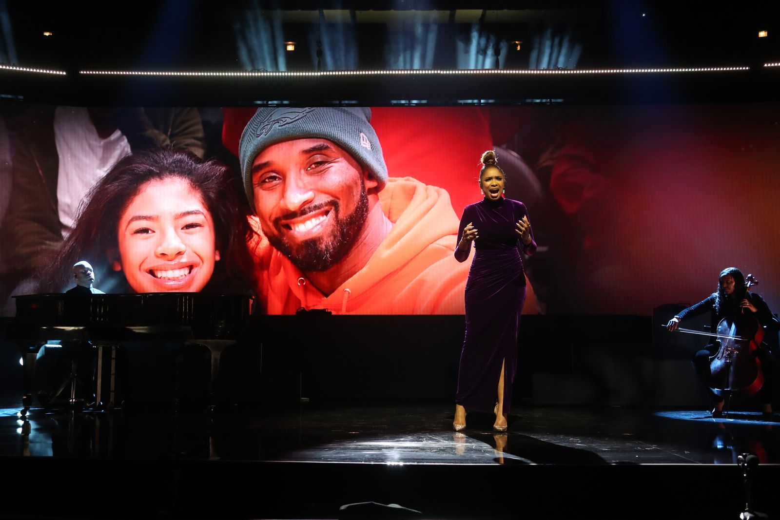 ジェニファー・ハドソン、NBAのオールスターゲームでコービー