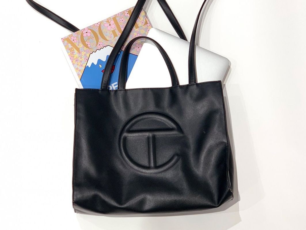 AOCも愛用中！ 噂のテルファーのバッグを購入。（Sakurako Suzuki