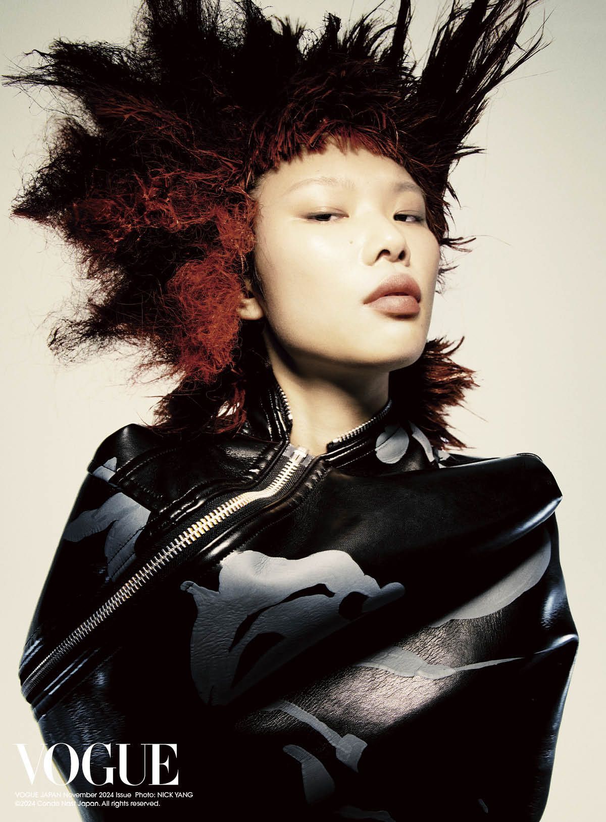 コム デ ギャルソン──「感情の色」 | Vogue Japan