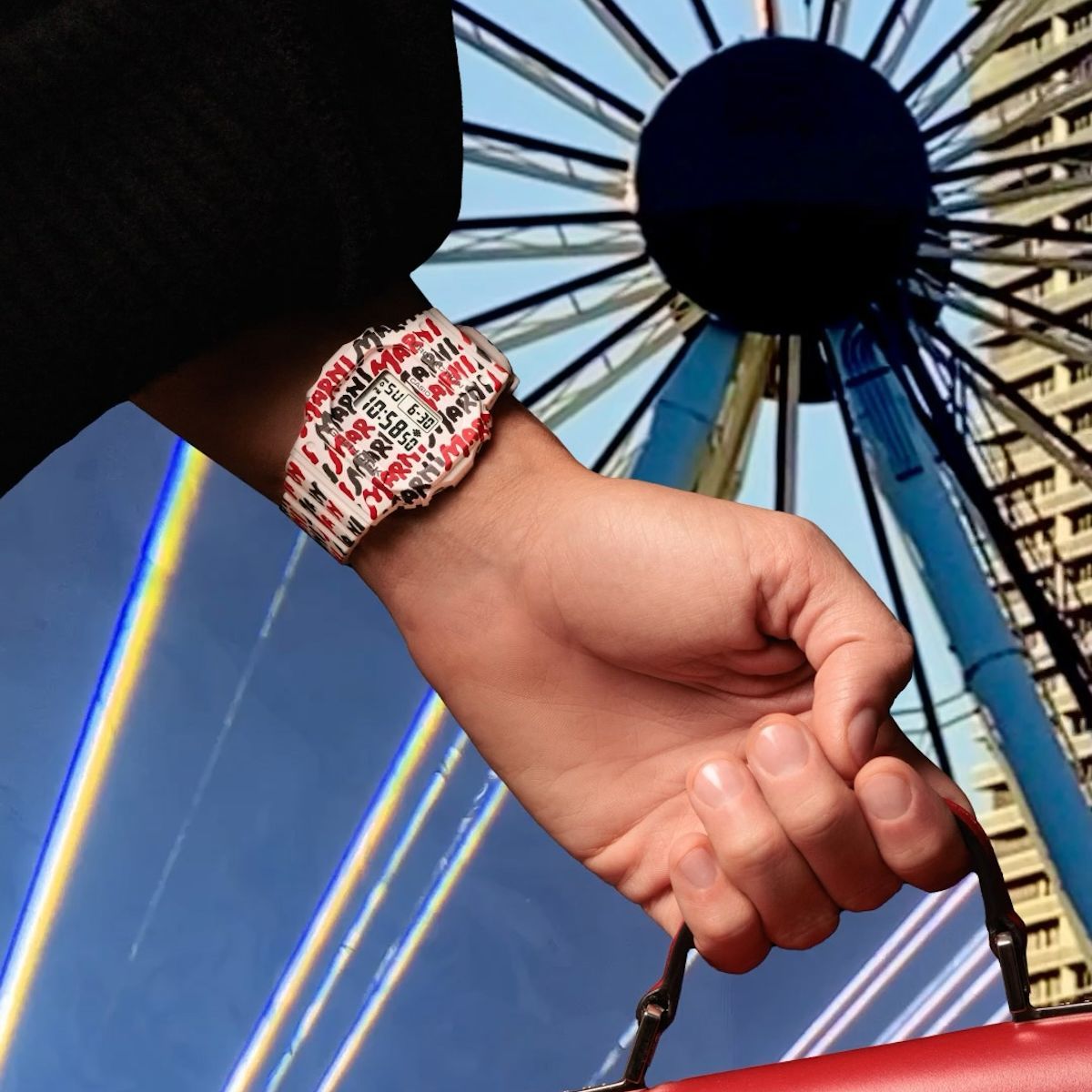 マルニ、G-SHOCKとのコラボレーションによる腕時計を11月6日より発売