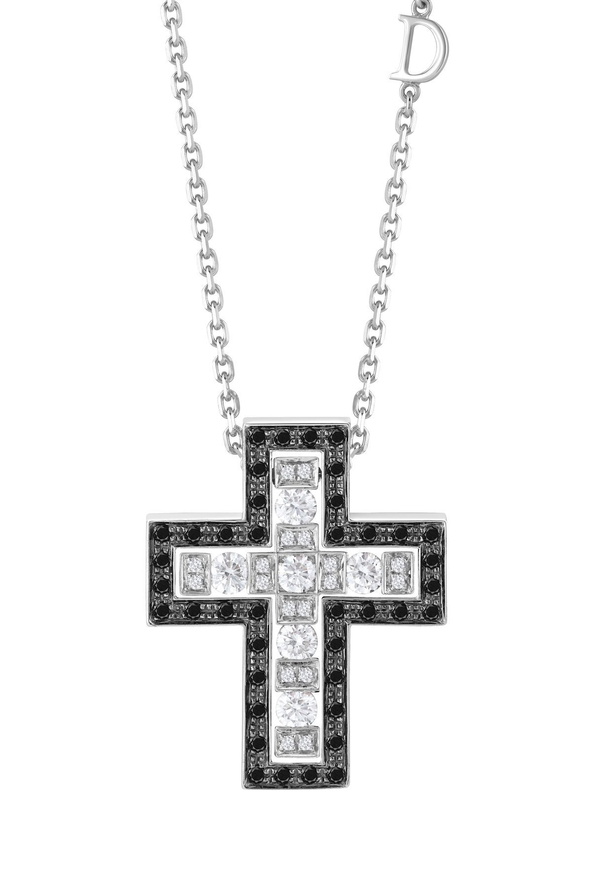 ダミアーニのアイコン「ベル エポック」にホワイト＆ブラックに煌めく