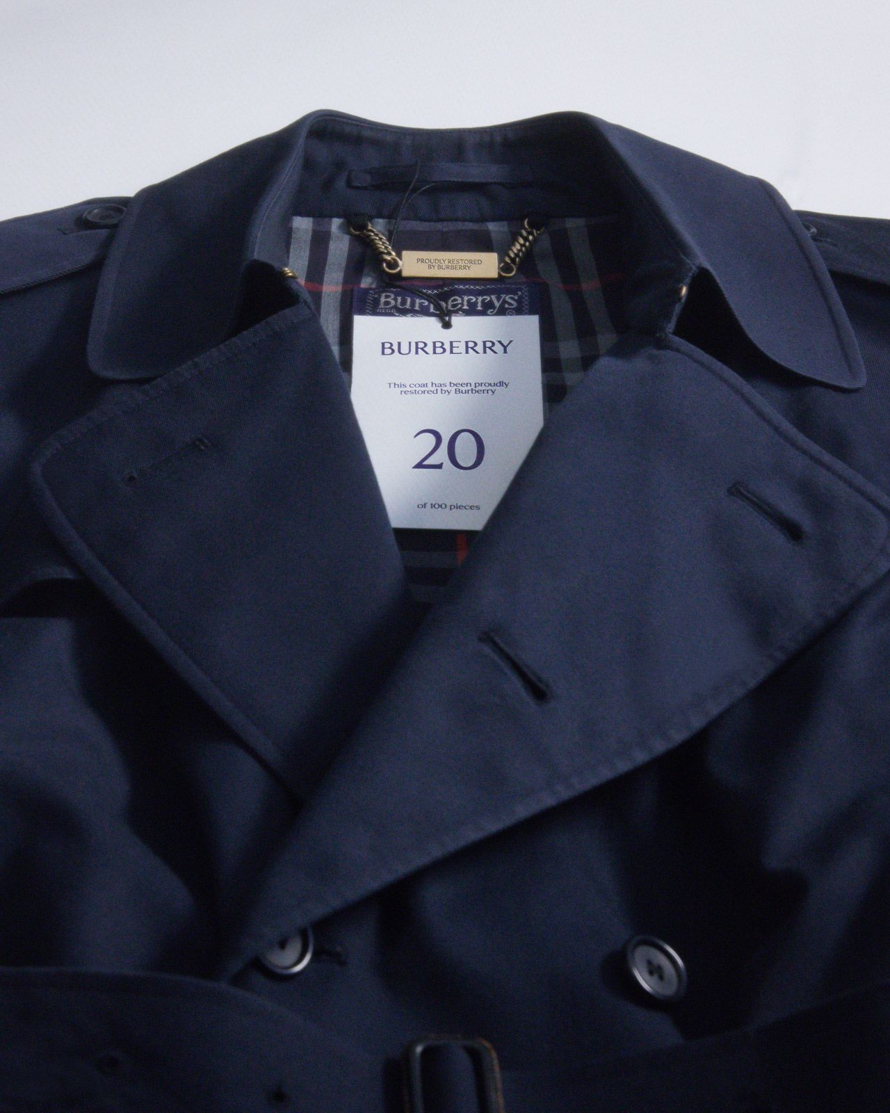 バーバリー、伊勢丹新宿店でトレンチコートを讃えるポップアップを開催