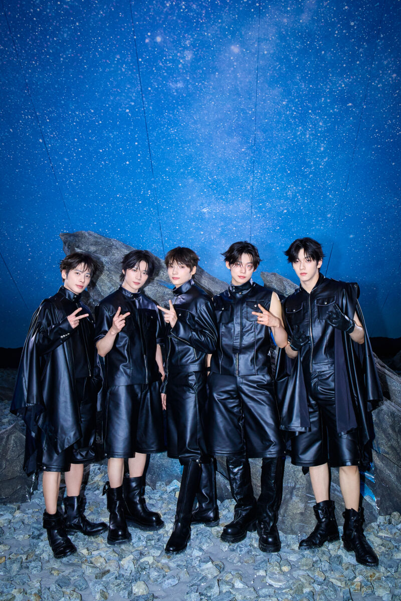 TOMORROW X TOGETHER: United And Ubiquitous