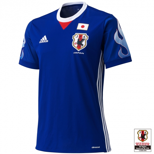 サッカー日本代表、伝説の“炎モデル”のユニフォームが今夜復活 - WWDJAPAN