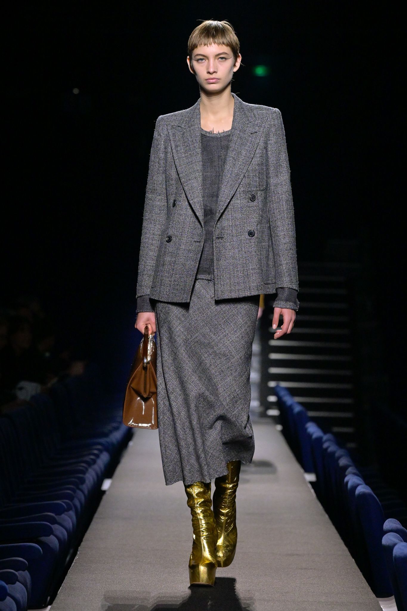 ルック】「ドリス ヴァン ノッテン」2023-24年秋冬コレクション - WWDJAPAN