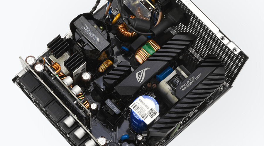 ASUS、80PLUS GOLD認証セミファンレス電源にホワイトエディション