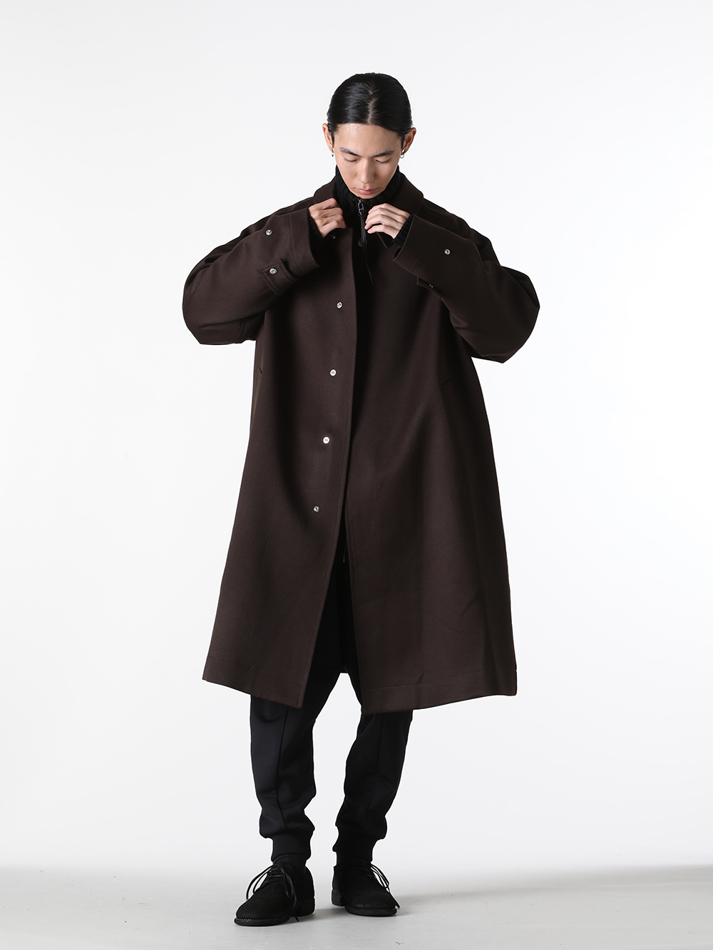 Omar Afridi バルマカーンコート ドライバーズニットスタイル -FASCINATE