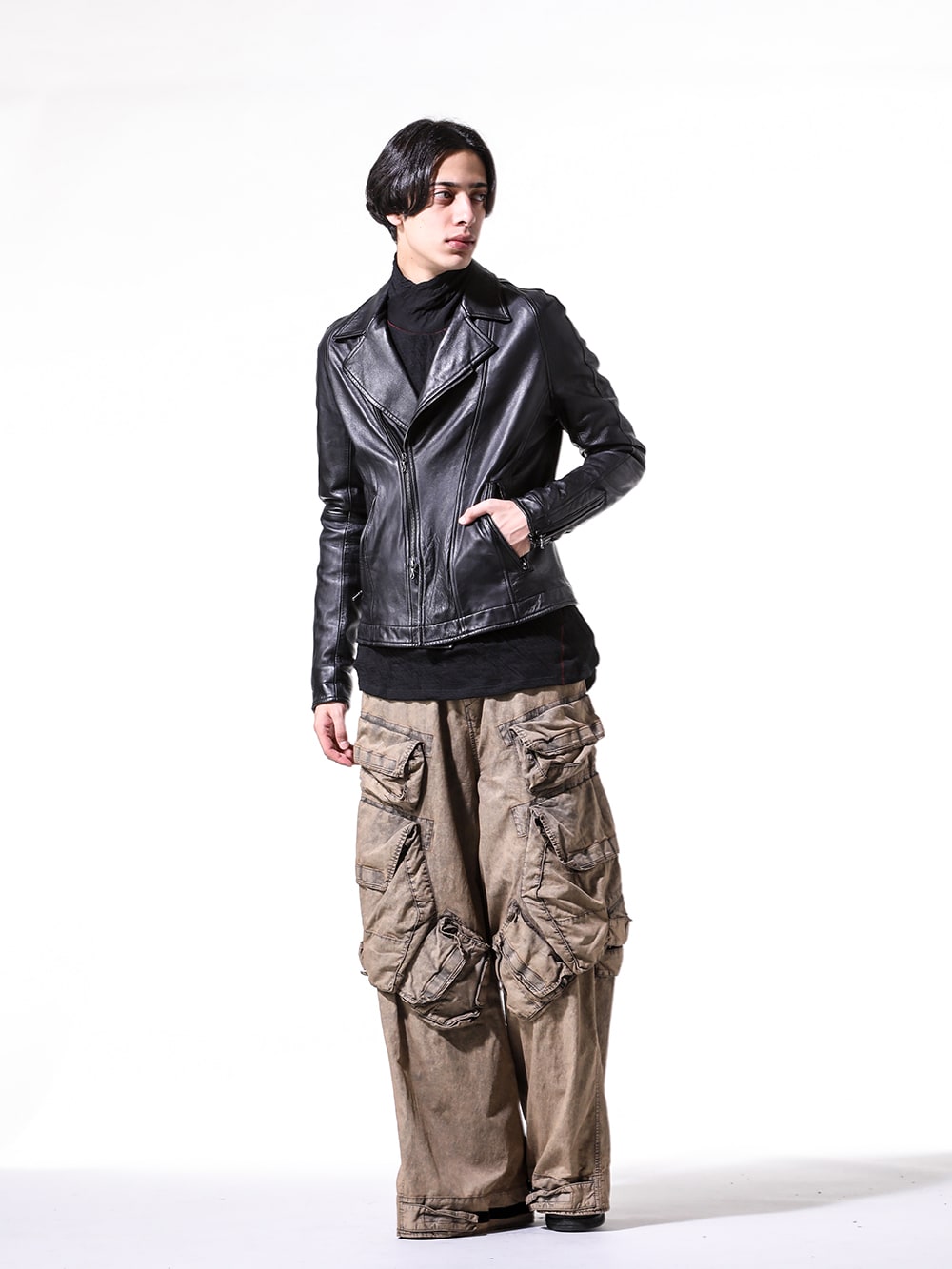 JULIUS 2024-25AW Aラインシルエット バイカースタイリング -FASCINATE