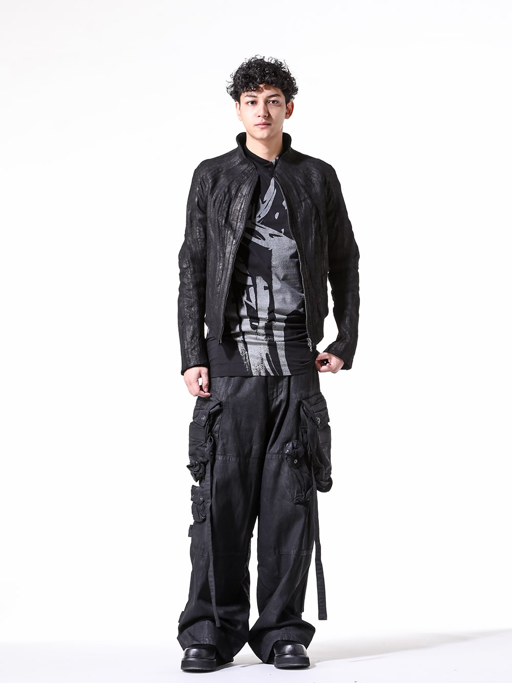 JULIUS 2024-25AW ワープドレザージャケット スタイリング -FASCINATE