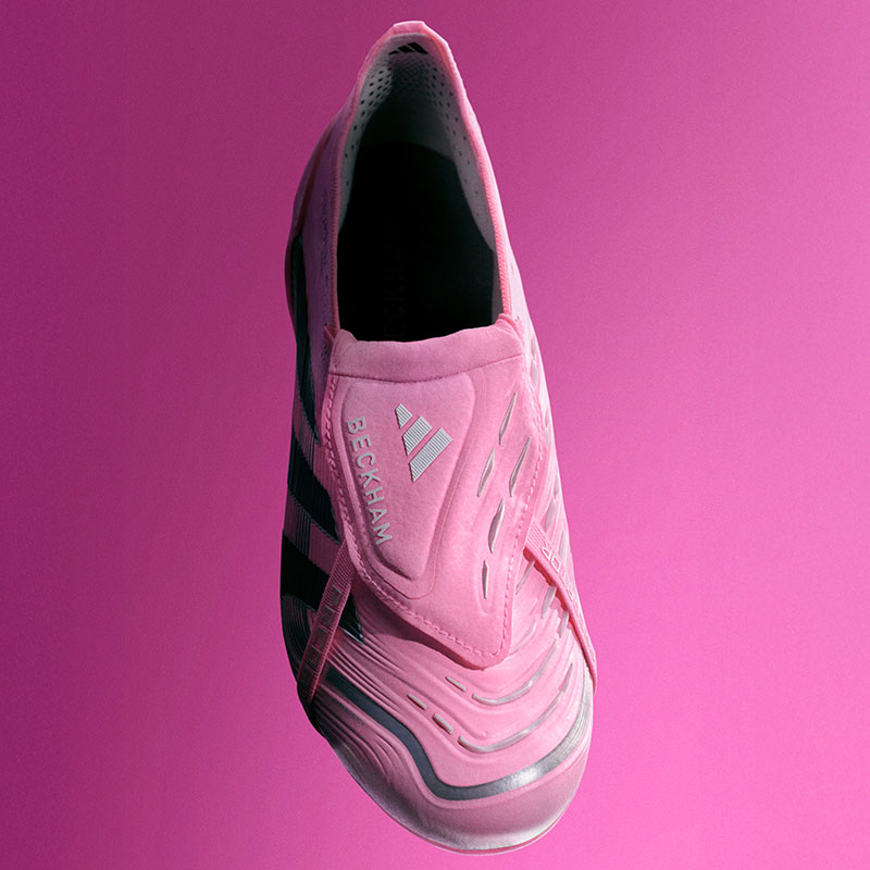 アディダス プレデター デビッド・ベッカムとコラボしたシグネチャー