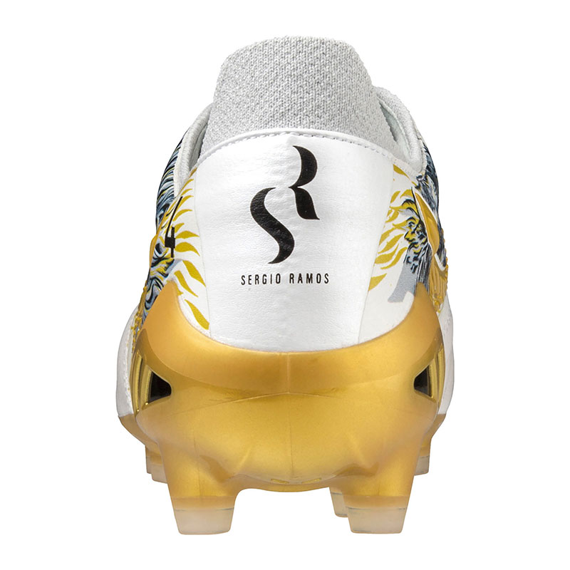 ミズノ×セルヒオ・ラモス MORELIA NEO 3 β SR4 JAPAN -サッカー