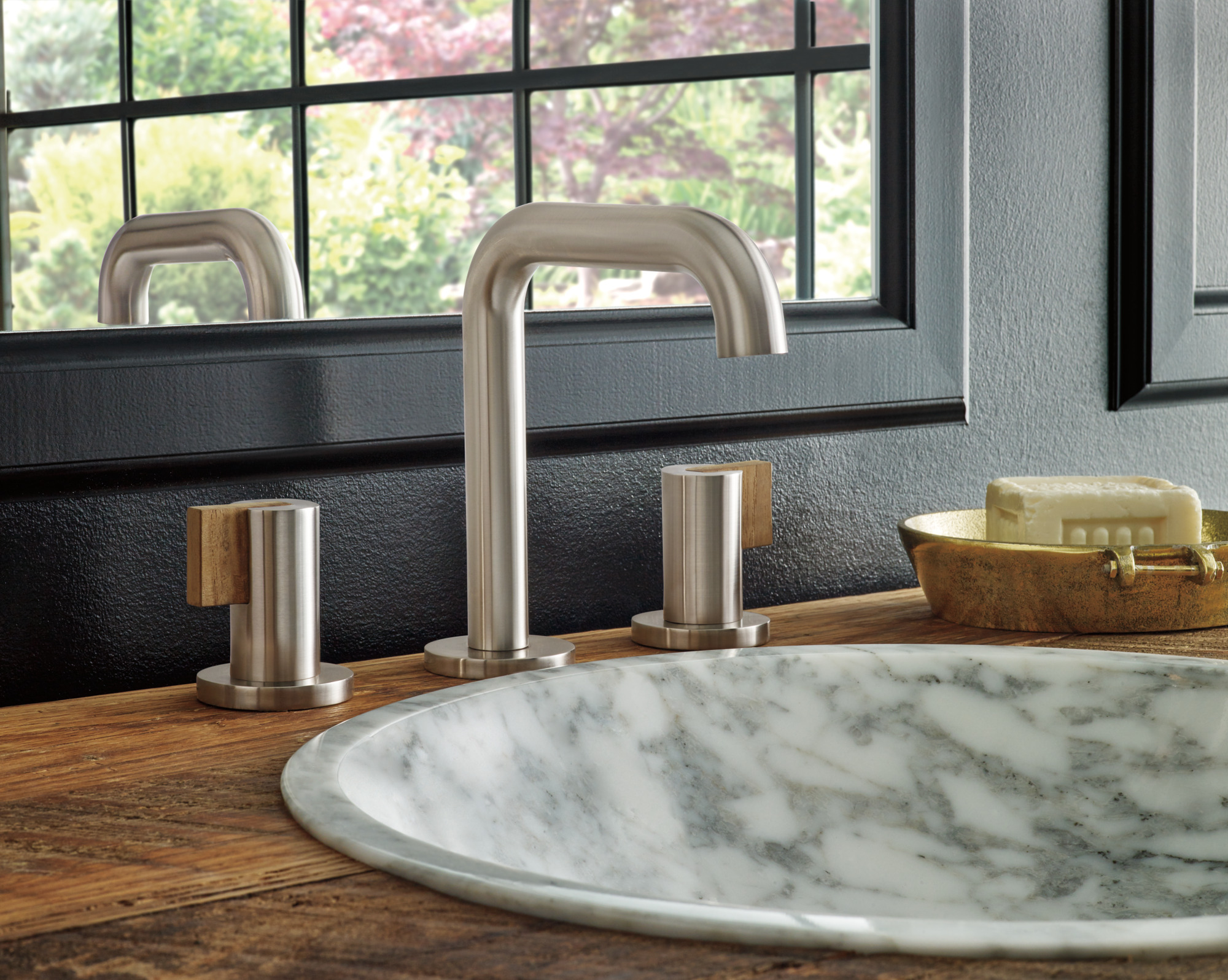 Litze® | Widespread Lavatory Faucet with High Spout - Less Handles