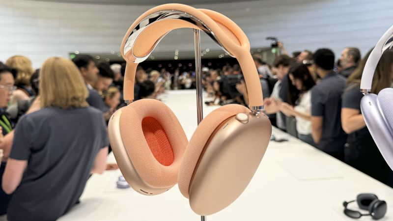 I just saw Apple's new AirPods Max — they leave me wanting more