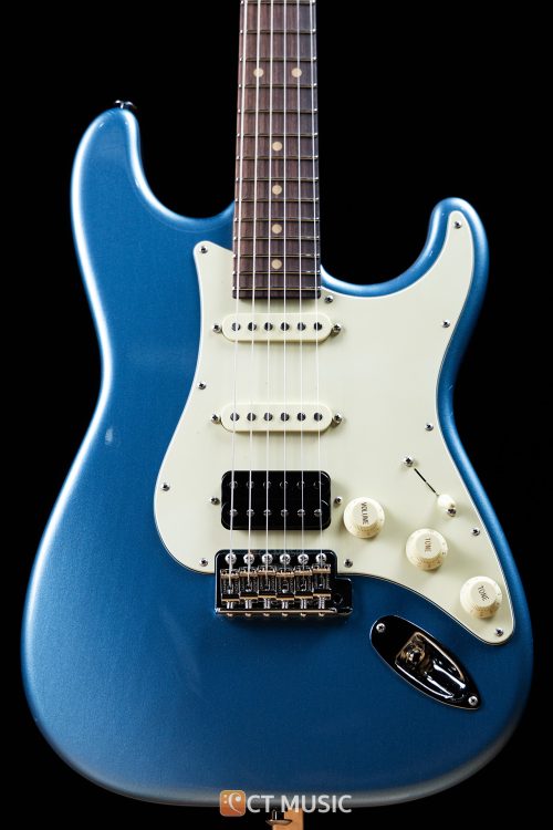 กีตาร์ไฟฟ้า Suhr Classic S Vintage Limited Edition Lake Placid