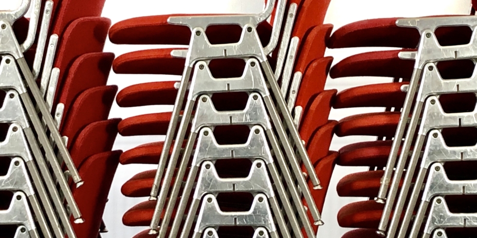 USEDカステリチェア、大量入荷 | D&DEPARTMENT