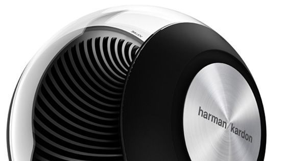 クリアなボディから響くリアルな音像──ハーマンカードンのワイヤレス