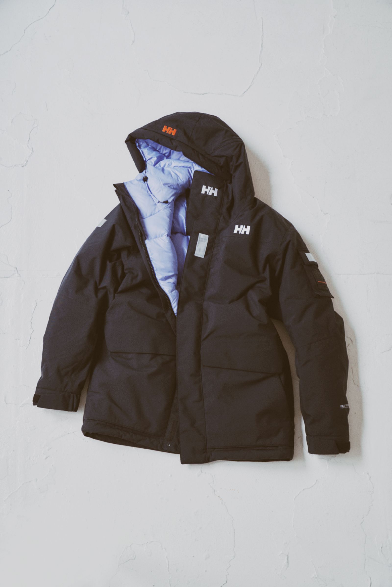 ビームス×ヘリー ハンセン」のコラボ第3弾は“ちょい長”の着丈と