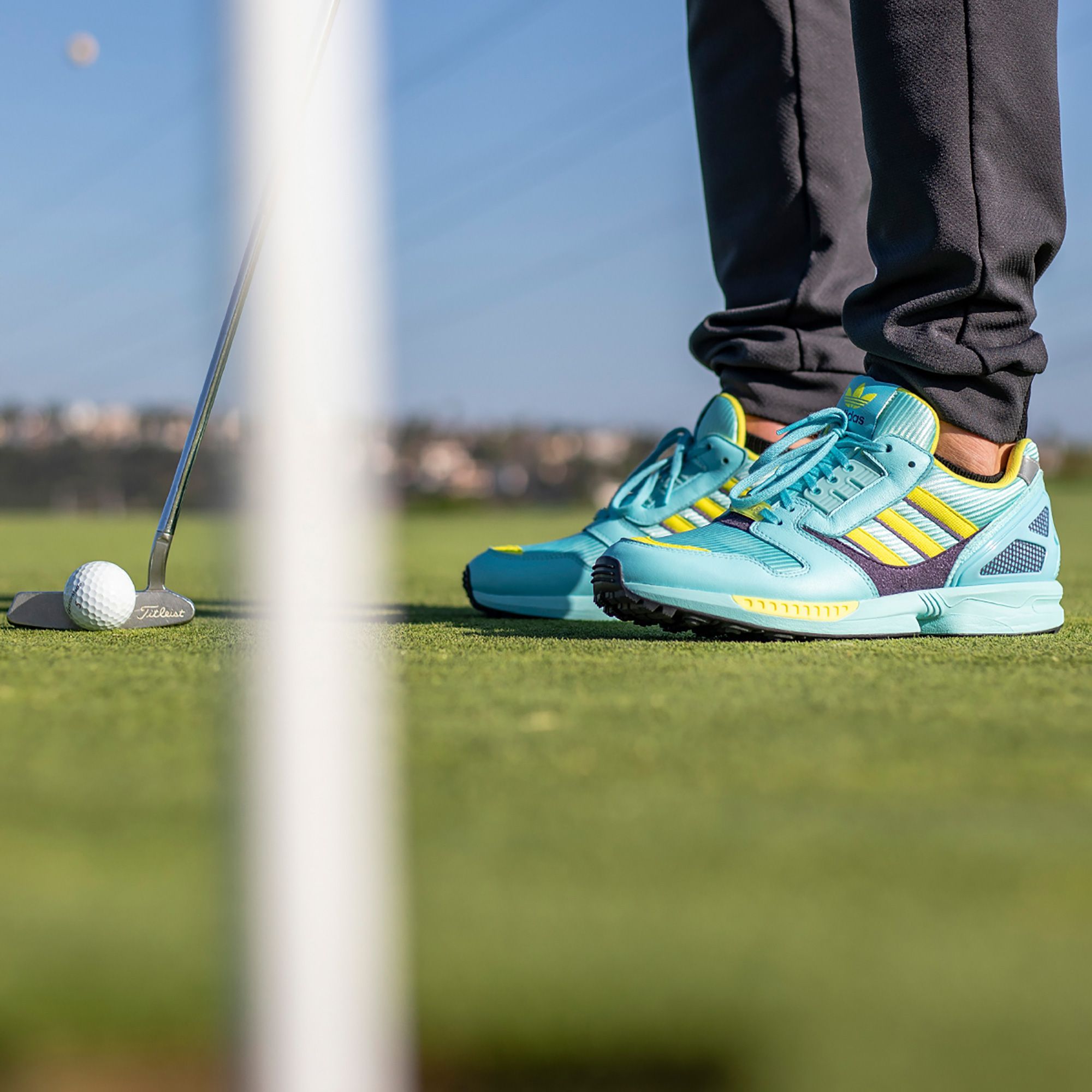 アディダスゴルフ×アディダス オリジナルスが本格始動！ 人気の「ZX