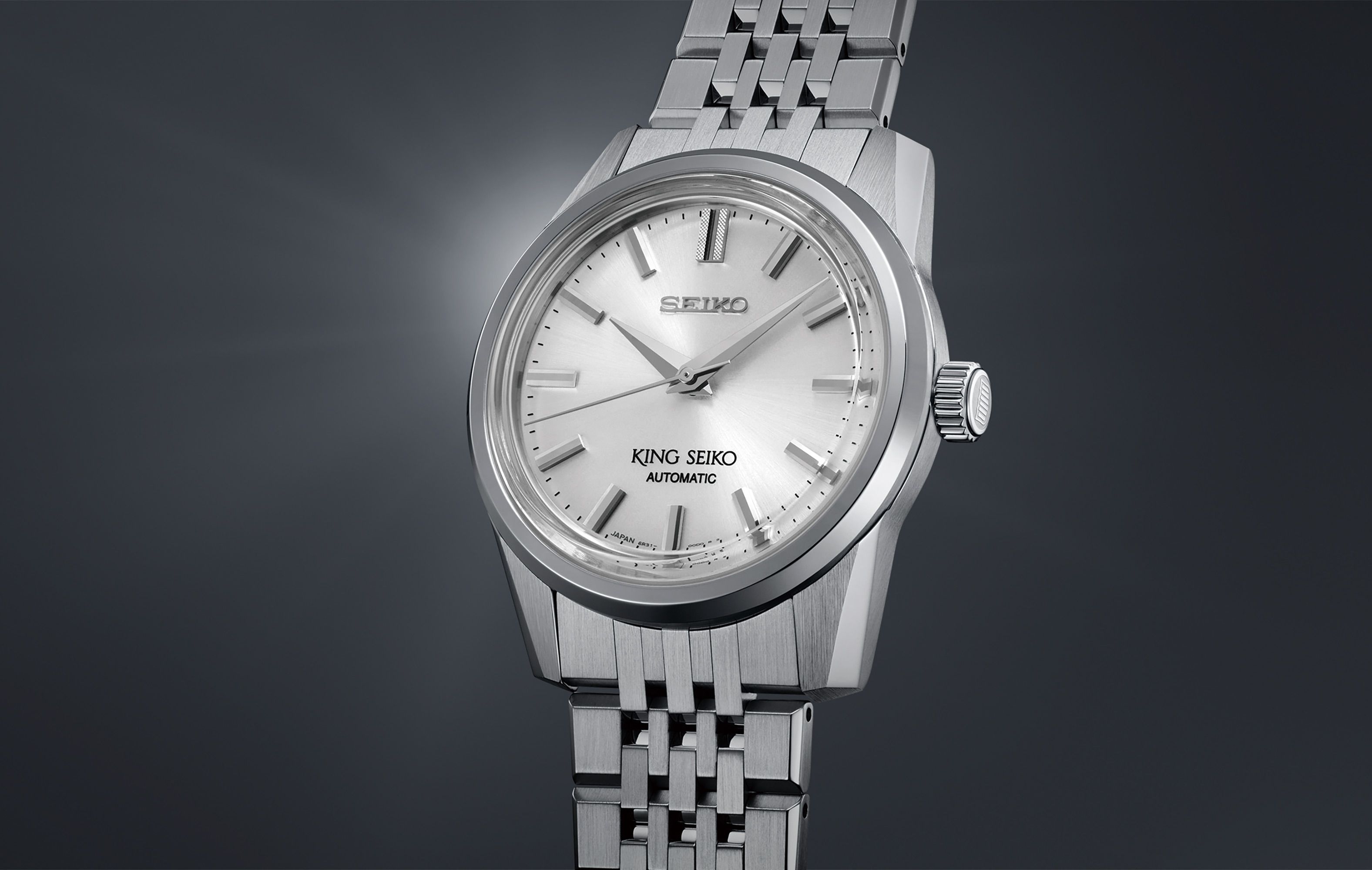 ノンデイト＆37mm径！機械式時計の雄、20万円を切るバリュー価格で再び