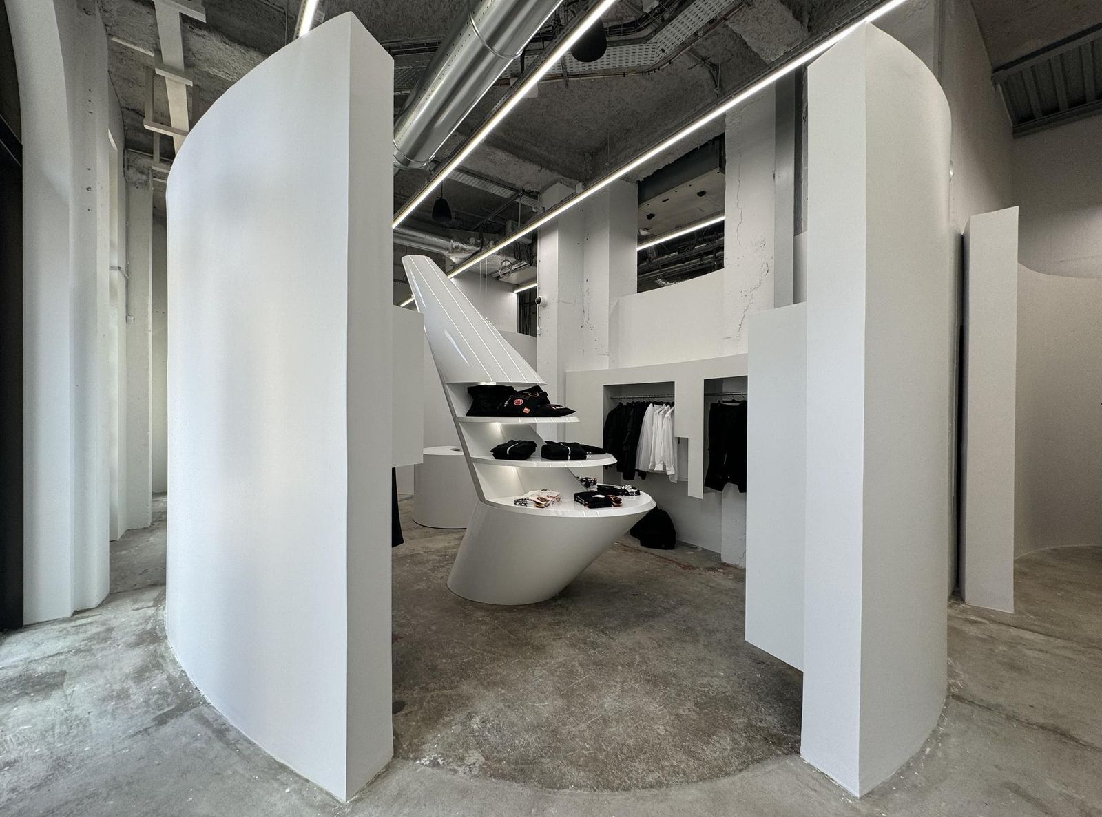 パリにドーバー ストリート マーケットがオープン！ | GQ JAPAN