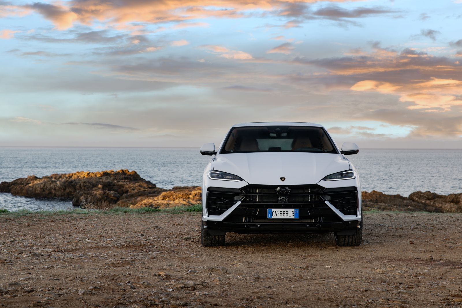 新しい時代におけるランボルギーニのありかた──新型ウルスSE試乗記