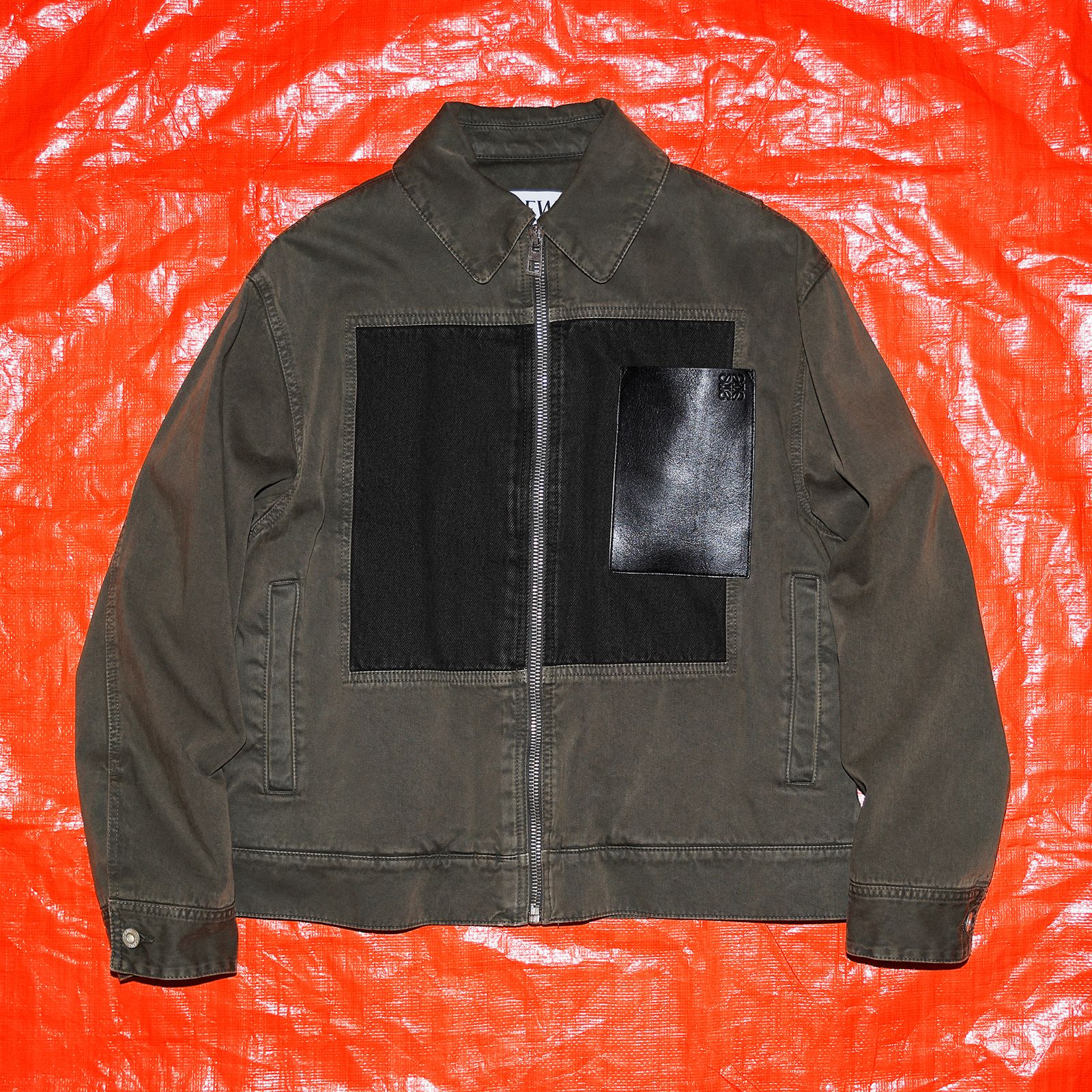 シルエットの妙とクラフツマンンシップを追求したロエベ──特集：2025