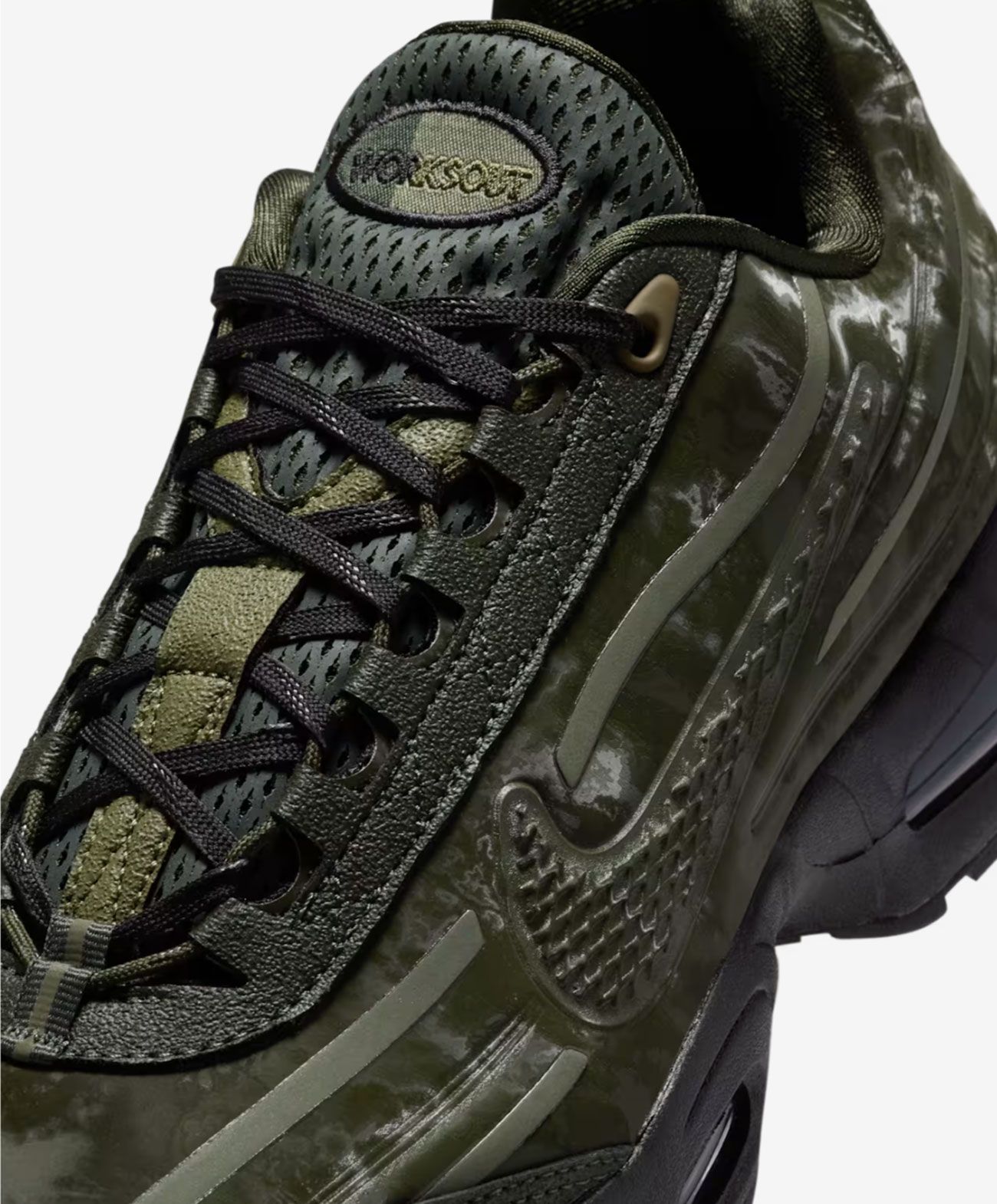 ナイキ「エア マックス 95 x ワークスアウト “Medium Olive and