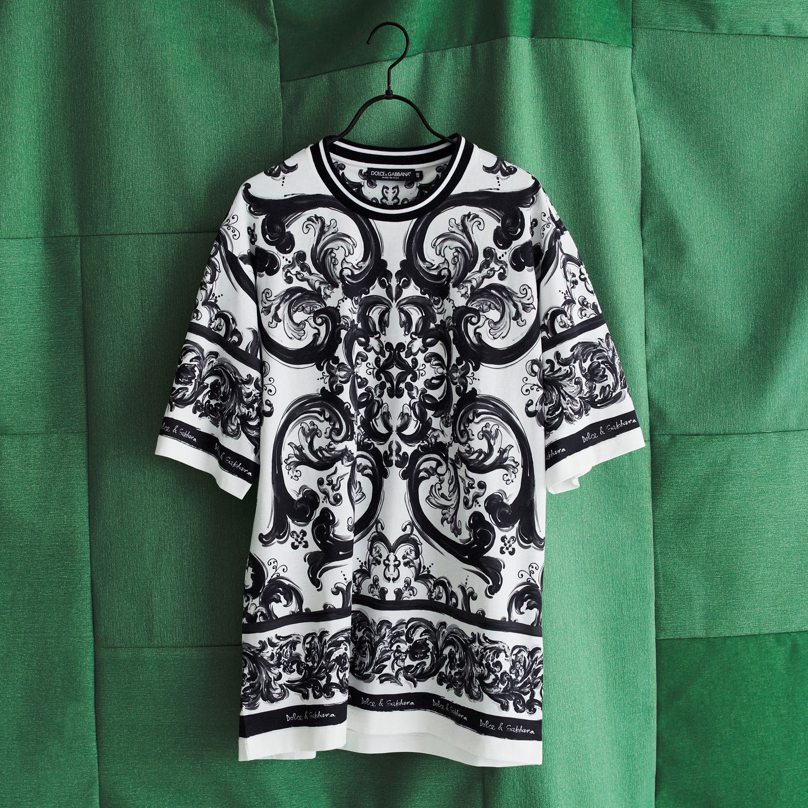 セクシーとラグジュアリーが共存するドルチェ&ガッバーナ──2025年夏